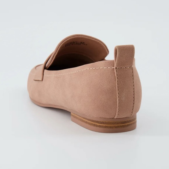 Cushionaire Mauve Vegan Suede Memory Foam Loafer 9.5 New in Box - Picture 3 of 7
